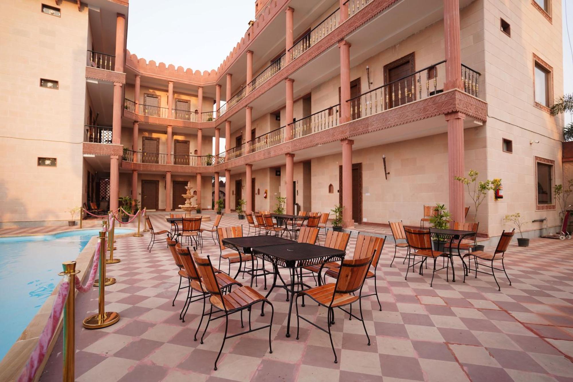 The Fort Moradabad Luaran gambar