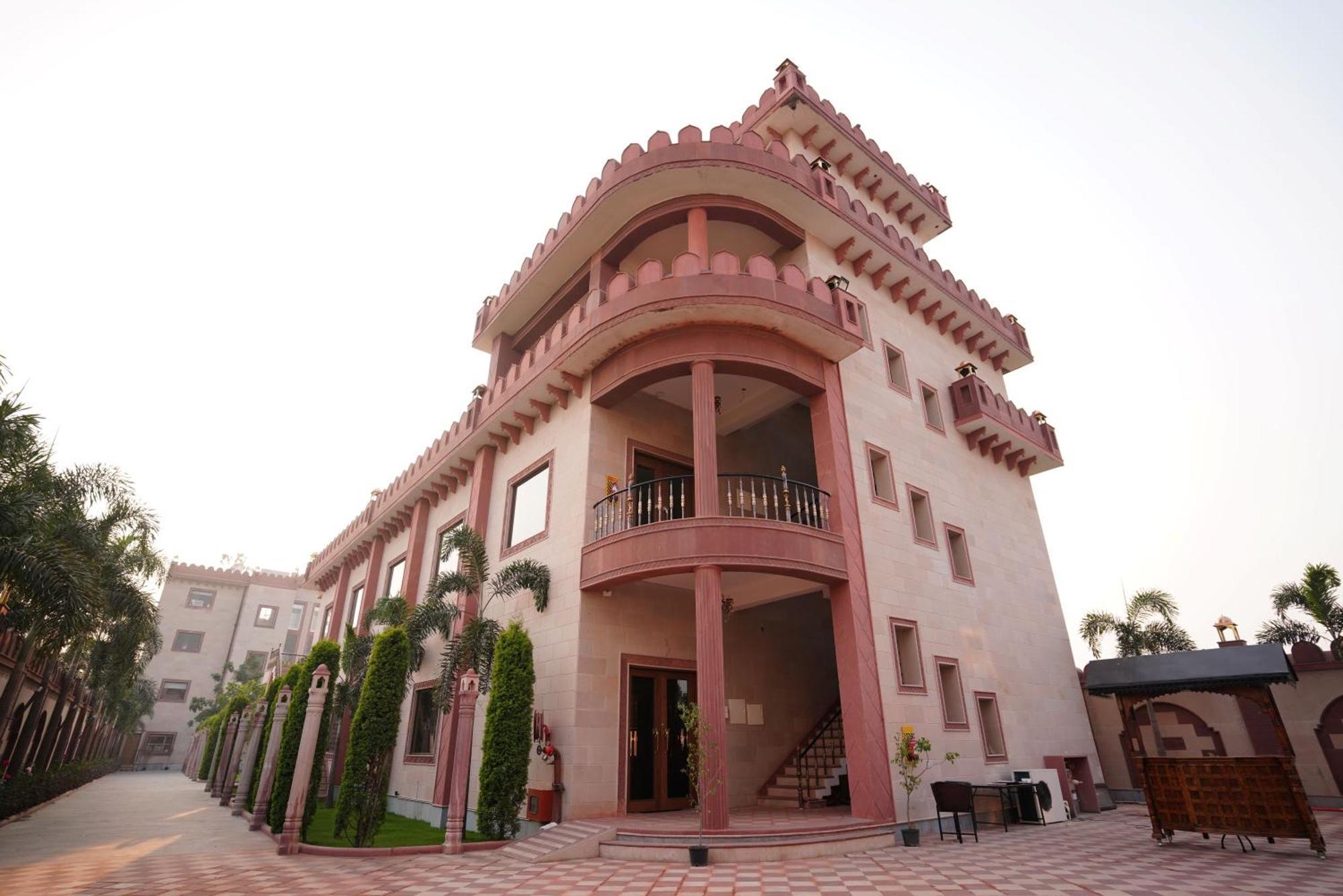 The Fort Moradabad Luaran gambar