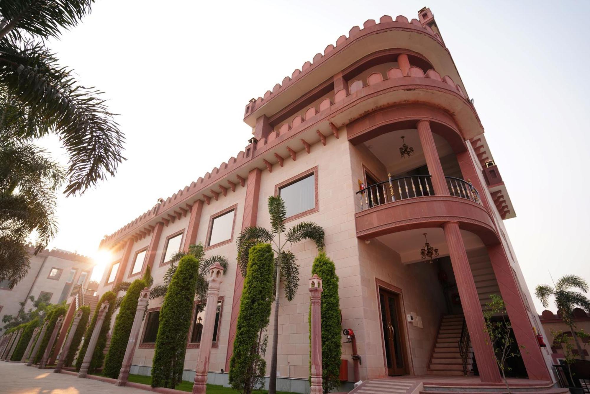 The Fort Moradabad Luaran gambar