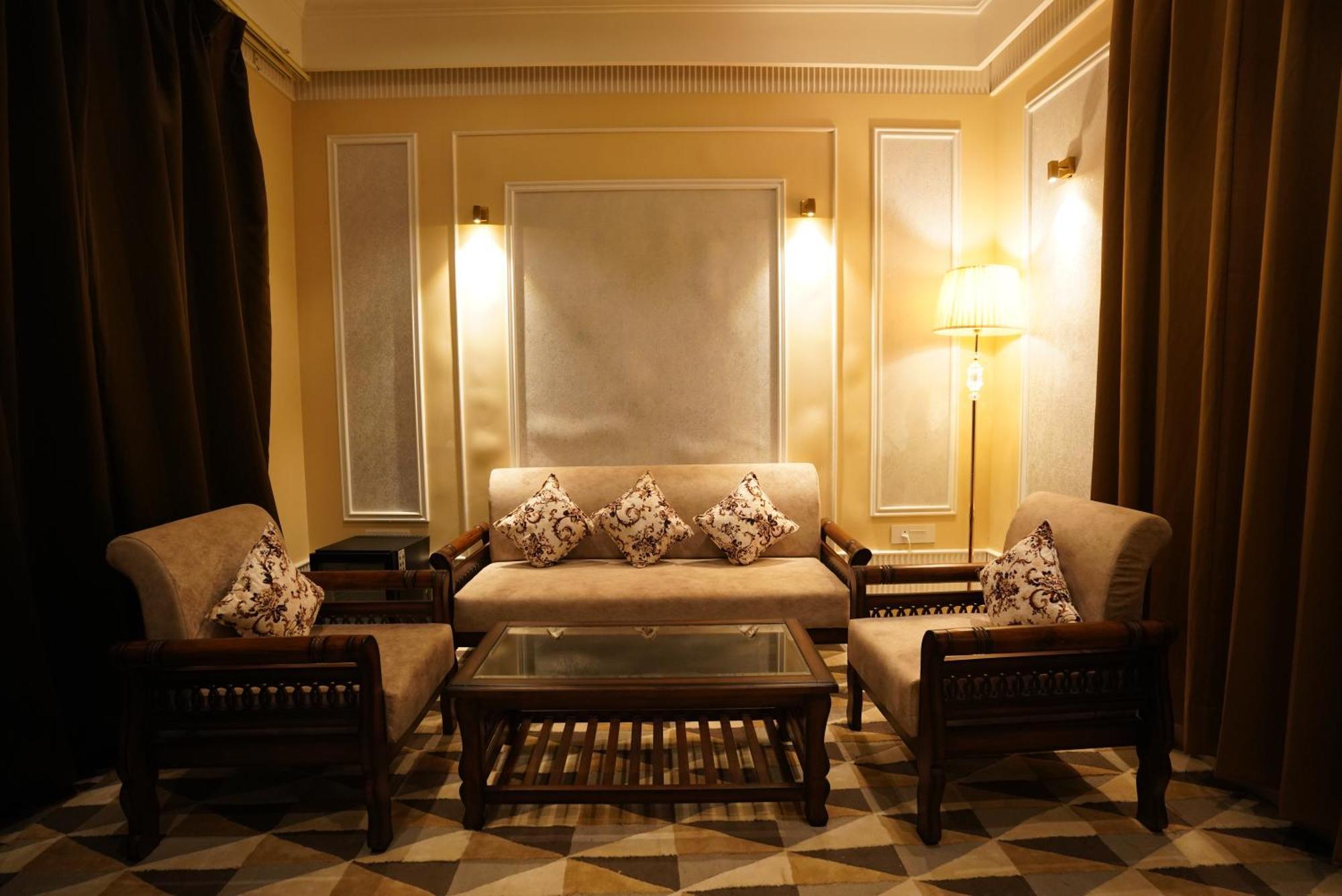 The Fort Moradabad Luaran gambar